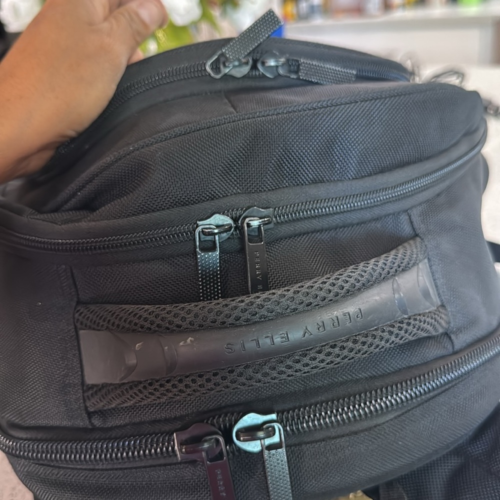 🖤Perry Ellis 140 Laptop Backpack - Picture 8 of 17